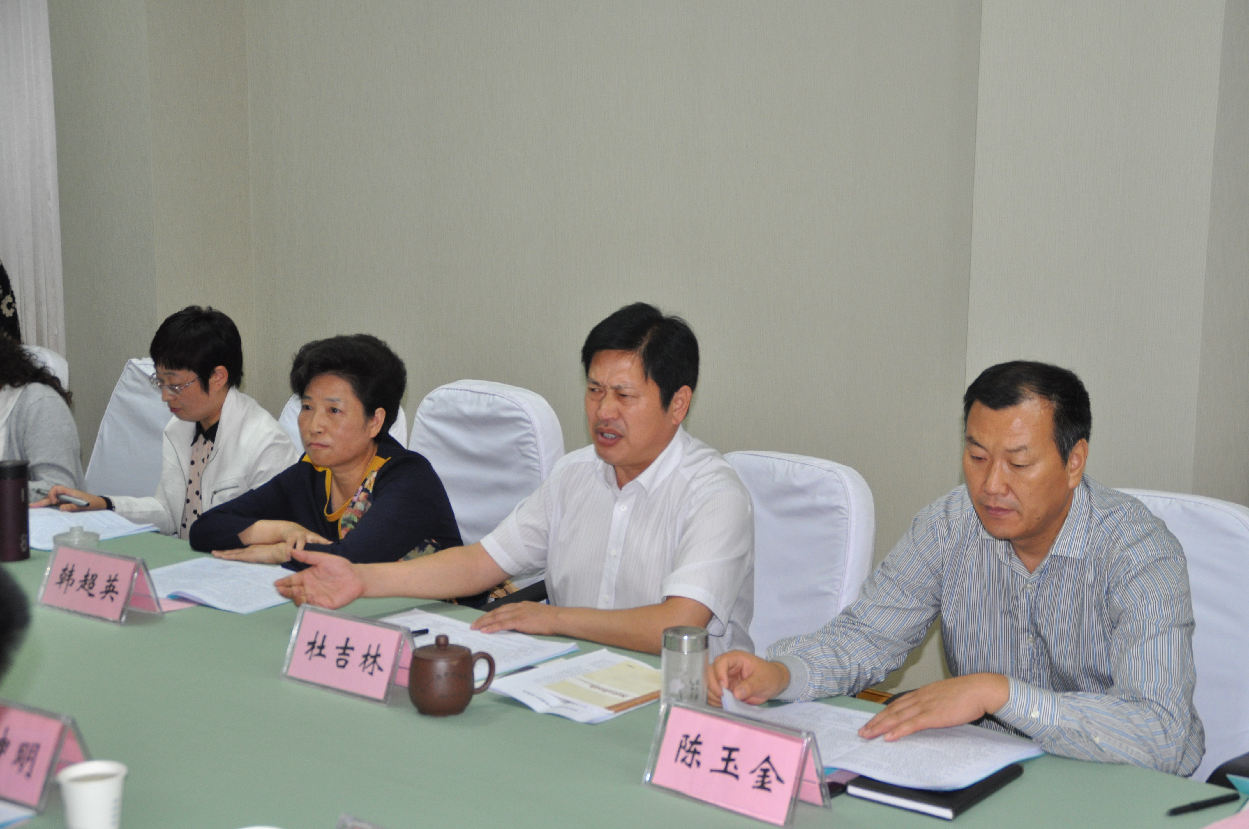 杜书记汇报安博(中国)有关情况